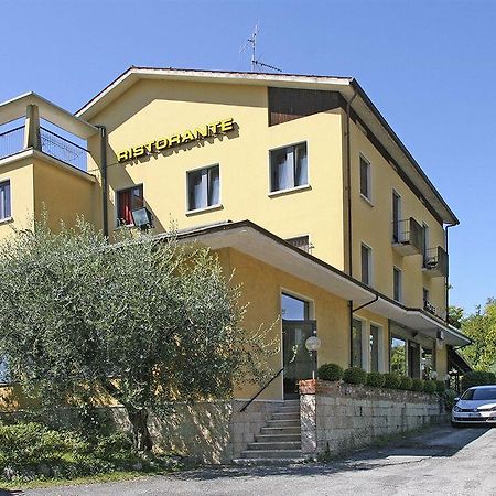 Hotel Olivi Сало Екстер'єр фото