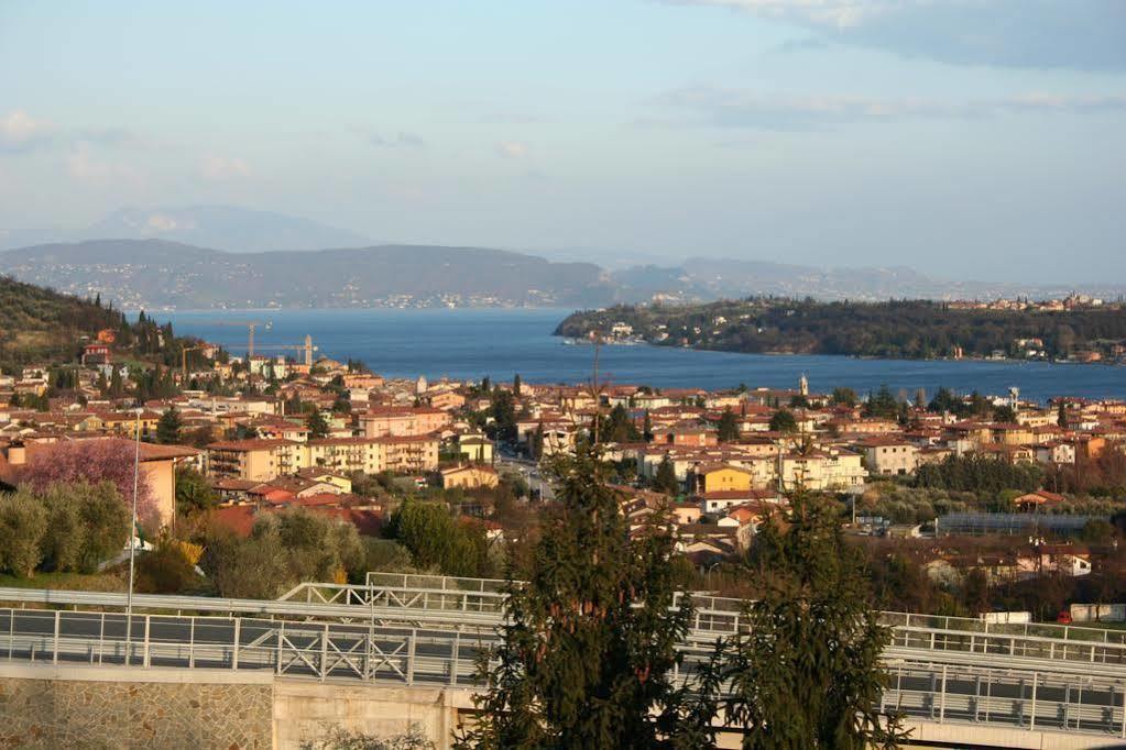 Hotel Olivi Сало Екстер'єр фото
